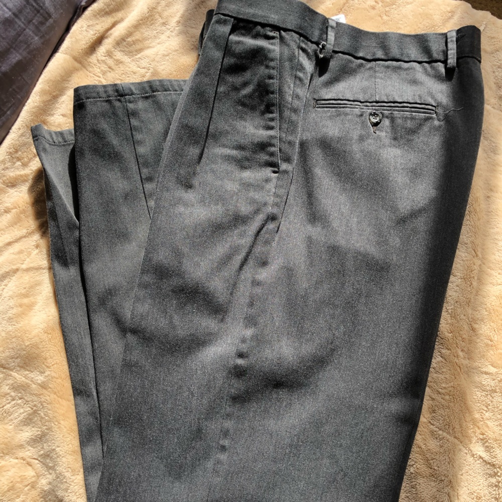 Navy Dockers